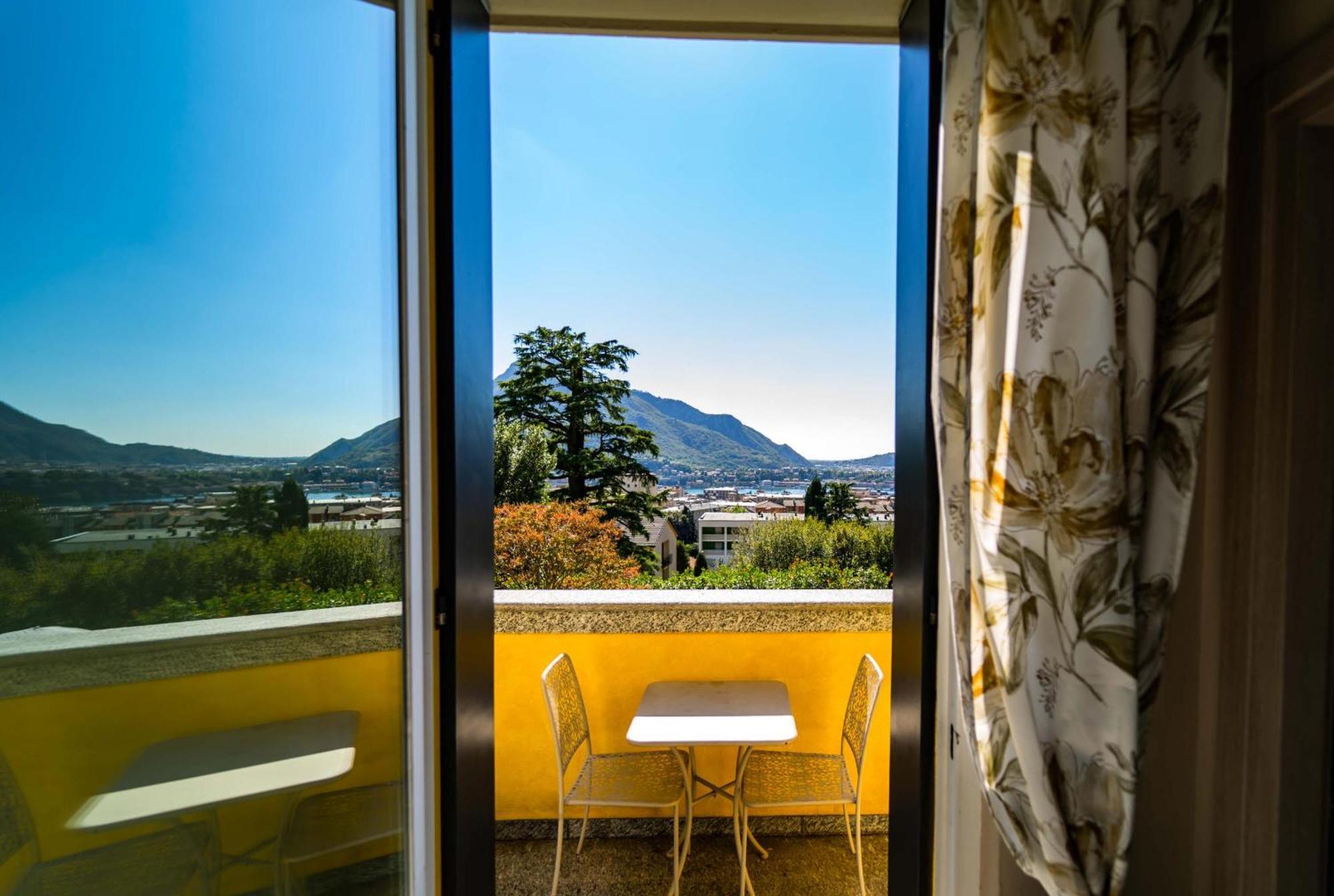 Montebello Lecco Room photo