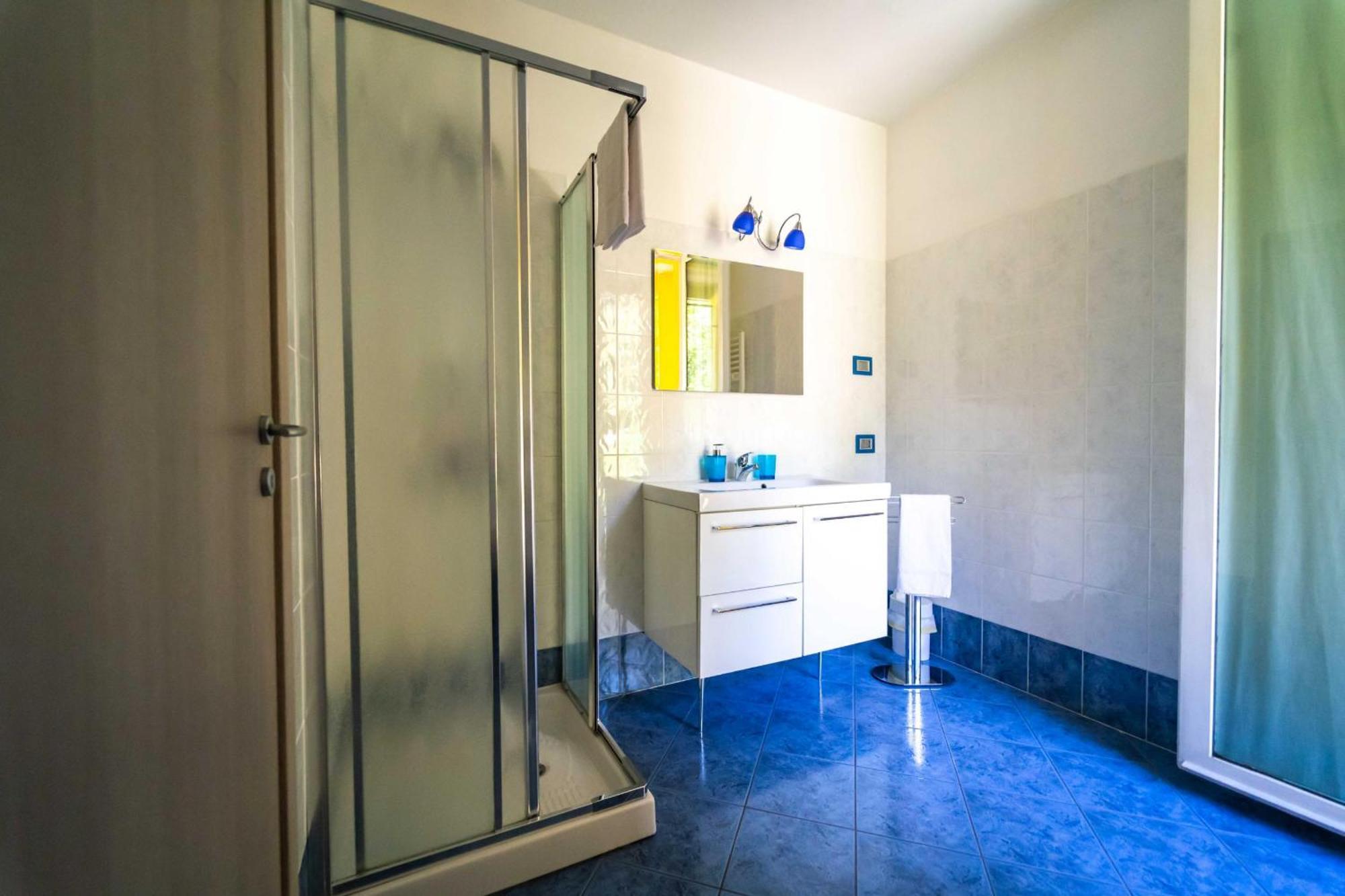 Montebello Lecco Room photo